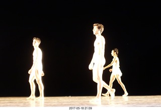 Desert Botanical Garden - Ballet Arizona - dancers before