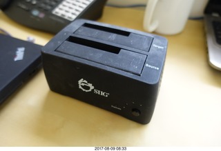 old dual-disk holder that looks to me like a toaster