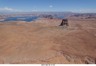 71 9sk. aerial - Lake Powell