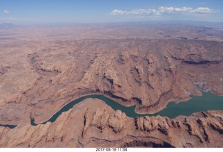 95 9sk. aerial - Lake Powell