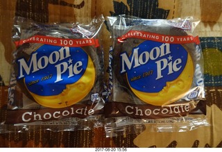 Thermopolis El Rancho Motel - Moon Pie Chocolate