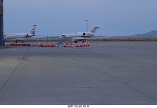 Rock Springs Airport (RKS) - big airplanes