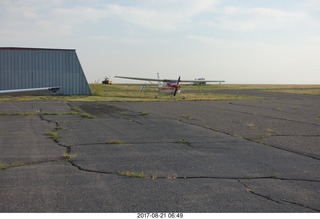 Riverton Airport - airplanes