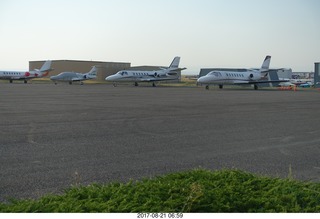 Riverton Airport - airplanes