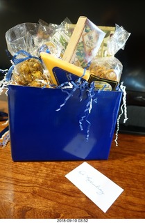 Dow center - gifts