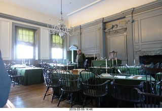 Philadelphia Independence Hall - statue