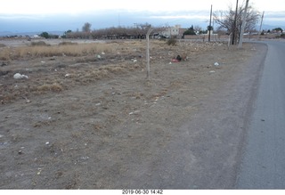 81 a0e. Argentina - San Juan walk - litter