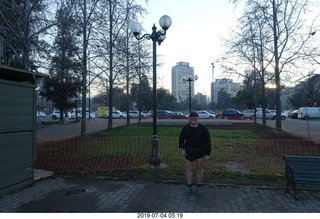 3172 a0f. Chile - Santiago park - morning run + Adam