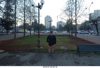 3173 a0f. Chile - Santiago park - morning run + Adam