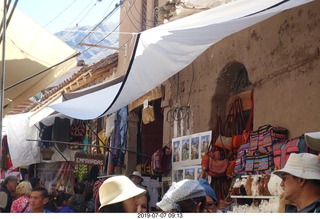 100 a0f. Peru - drive to cusco - market