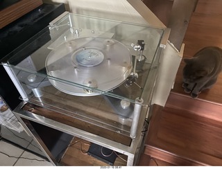 171 a0m. Transcriptors turntable with clear record