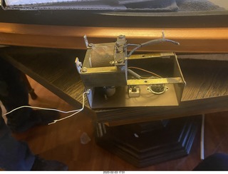 Quad ESL repair - replacing the EHT power supply - voltmeter - AC mains voltage