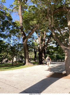 3306 a0y. Argentina - Buenos Aires - morning run + Adam