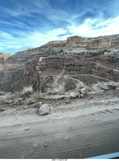 86 a19. Utah - Canyonlands National Park - Jeep drive (to meet us at the bottom)