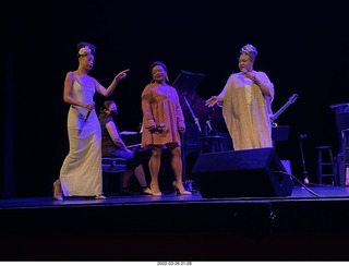 funky alpine house online