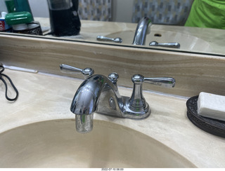 the sink spigot faucet I like in my master bathroom