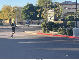NH2T Turkey Trot - Loren Law finishing