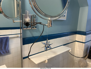 cool geometric shape - Rayzel and Simcha