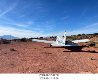 324 a20. Nokai Dome airstrip + N8377W