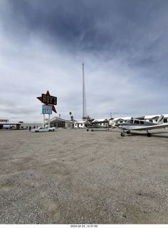 Amboy - Roys Motel with N8377W