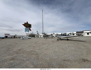 Amboy - Roy's Motel + N8377W