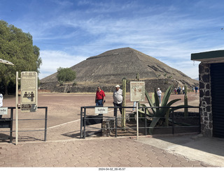 23 a24. Teotihuacan