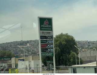 146 a24. drive back to Mexico City - gas in pesos per liter