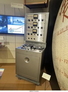 Musical Instrument Museum (MIM) - tape deck