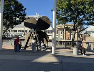 Midtown Manhattan - Intrepid Museum - propeller