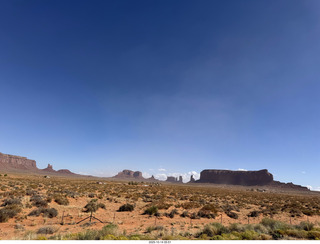 shanley pics - Monument Valley (UT25) - N8377W