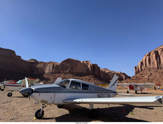 Monument Valley airport - N8377W