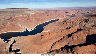 49 a2q. aerial - Arizona - Page to Nokai Dome