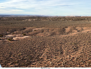 326 a2q. aerial - Utah - backcountry flying