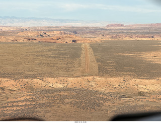 346 a2q. aerial - Utah - backcountry flying - airstrip