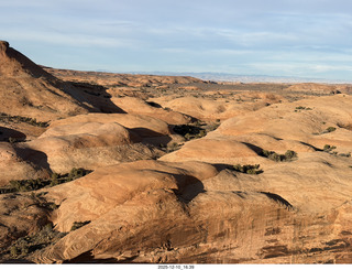 351 a2q. aerial - Utah - backcountry flying