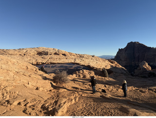 487 a2q. Utah - Canyonlands National Park - Mesa Arch
