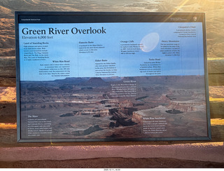 509 a2q. Utah - Canyonlands National Park - Green River Overlook - sign
