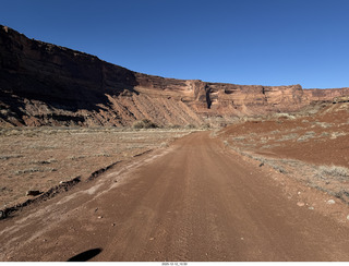 83 a2q. Utah - Mineral Canyon hike
