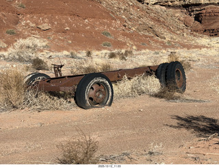 109 a2q. Utah - Mineral Canyon hike - old vehicle