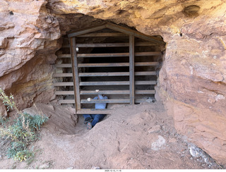 142 a2q. Utah - Mineral Canyon hike - Tyler entering