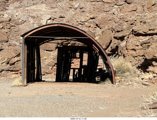 148 a2q. Utah - Mineral Canyon hike - buildings