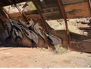 206 a2q. Utah -  Mineral Canyon hike - building graffiti