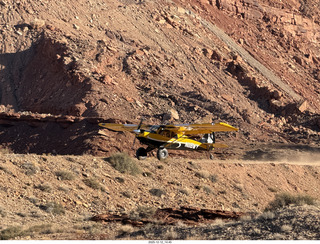 498 a2q. aerial - Utah - canyonlands