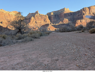 566 a2q. aerial - Utah - canyonlands