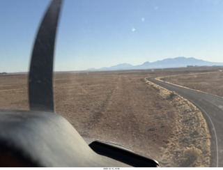 693 a2q. aerial - Utah - canyonlands