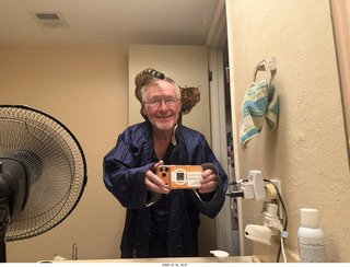 my iPhone image with top and bottom suppposedly created by my own computer1