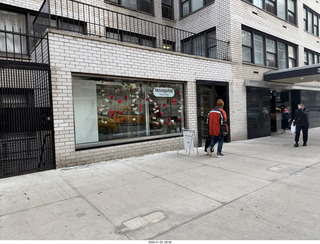 New York City - Manhattan - rose-petal ice-cream cone