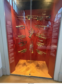 New York City - Manhattan - New York Ballet - Metropolitan Museum of Art - musical instruments