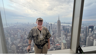 New York City - Summit, One Vanderbilt - bubble balls + Adam
