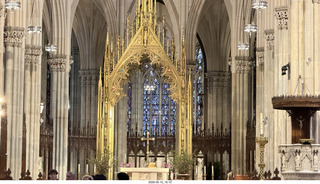 28 a2v. New York City - restaurant - St. Patrick's Cathedral